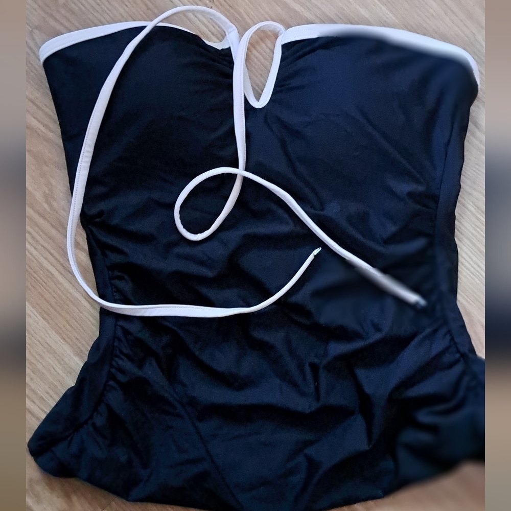 NWT CALVIN KLEIN swim top size S